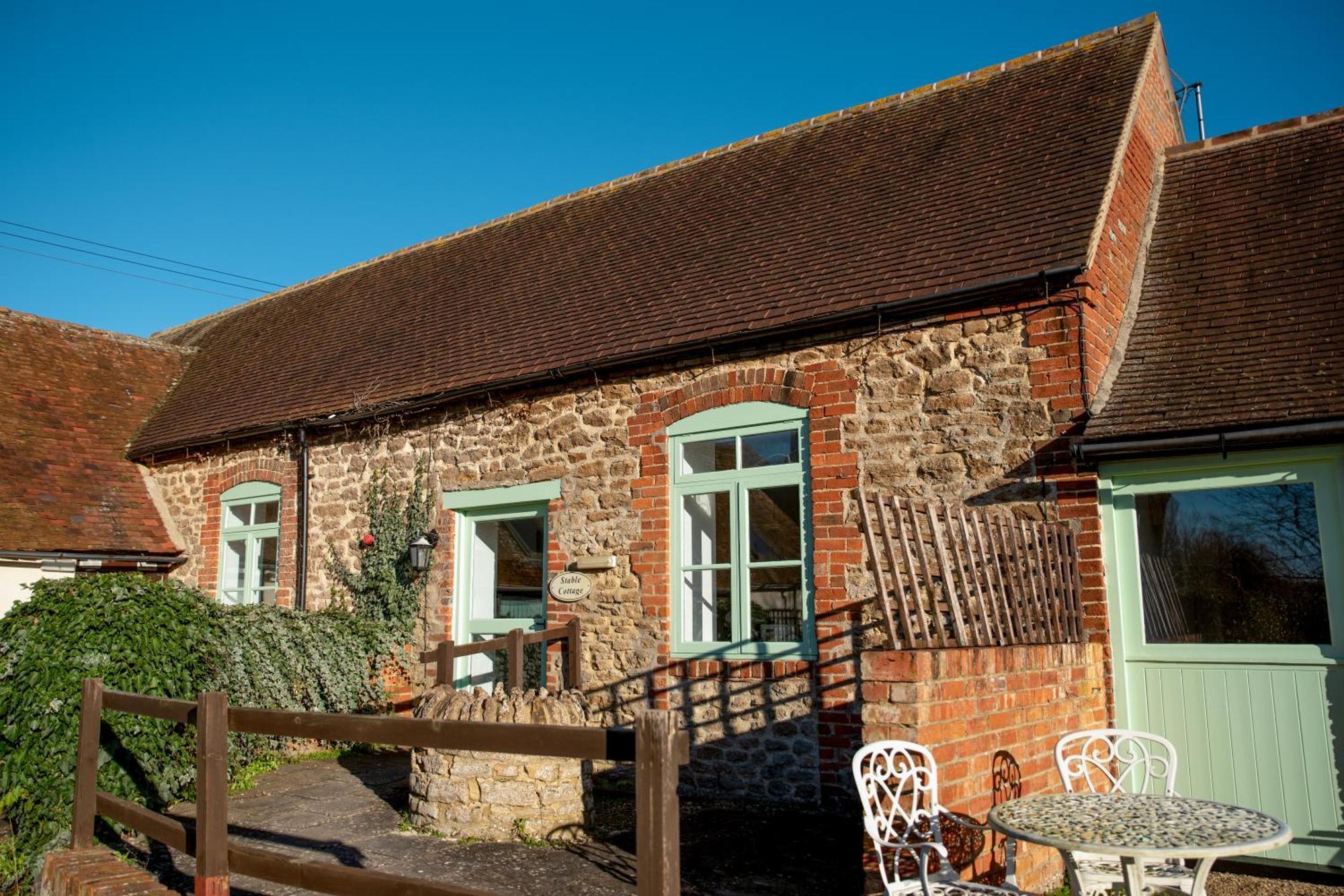 Kingfisher Barn B&B Абингдон Экстерьер фото