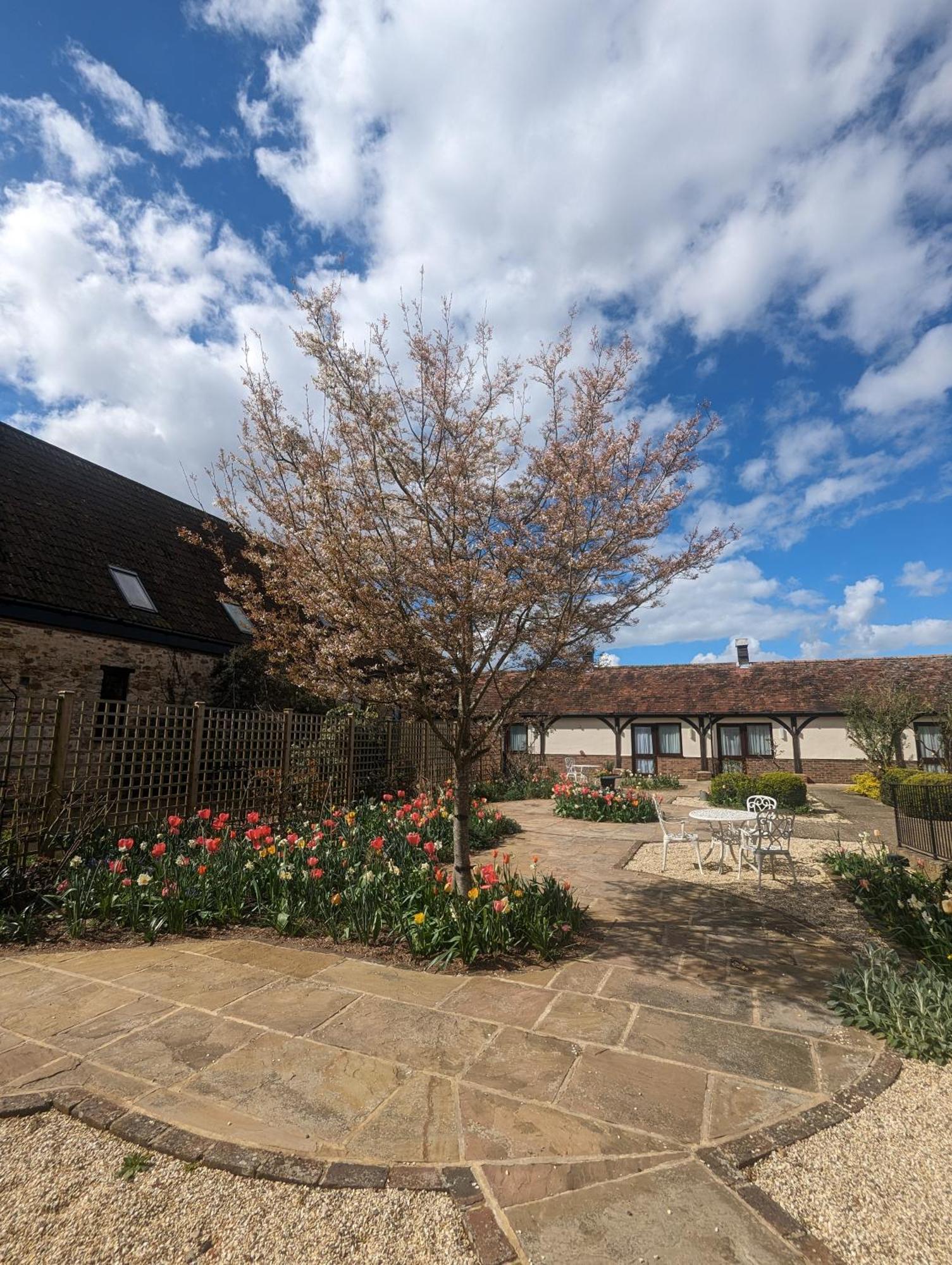 Kingfisher Barn B&B Абингдон Экстерьер фото