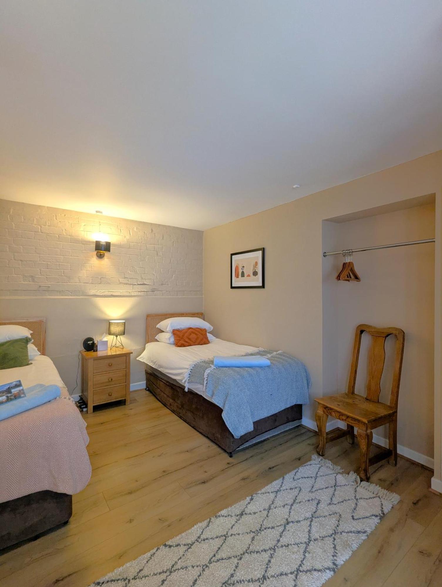 Kingfisher Barn B&B Абингдон Экстерьер фото