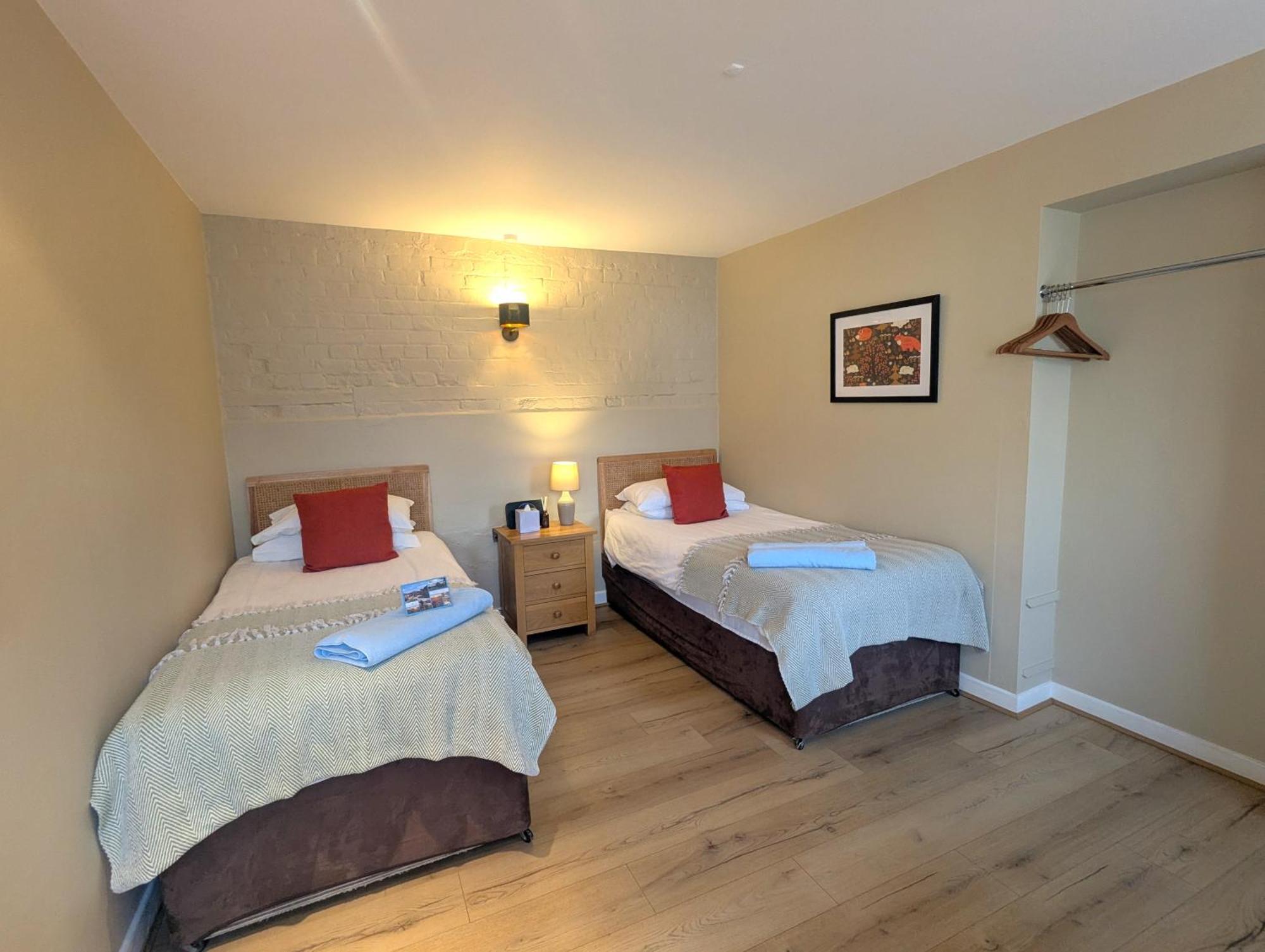 Kingfisher Barn B&B Абингдон Экстерьер фото